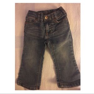 Babygirl light wash, bootcut jeans